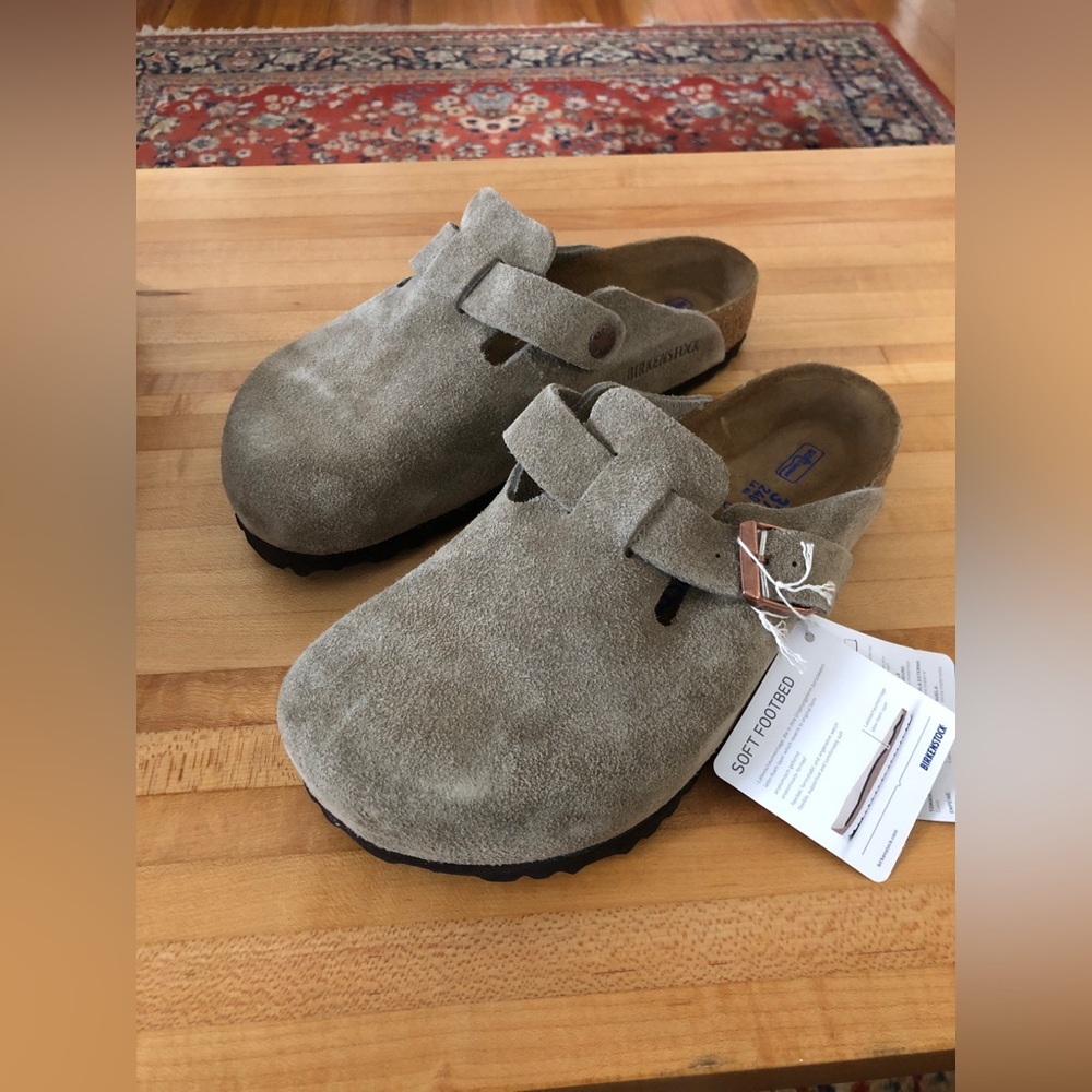 Clogs